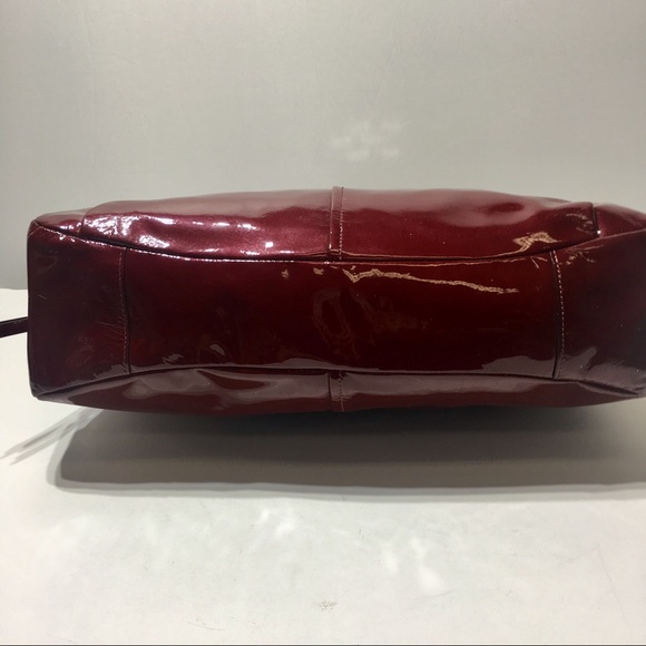 Coach Chelsea Jayden Patent Leather Bag - Picture 4 of 8